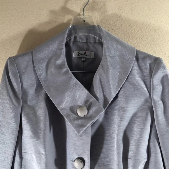 Womens Emily Silver Formal Suit - Picture 4 of 16